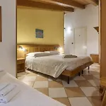 Pensjonat Casa Hellen 3*