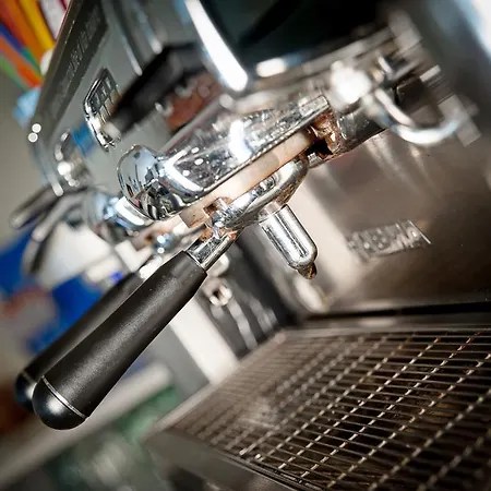 Guest house Casa Hellen 4*