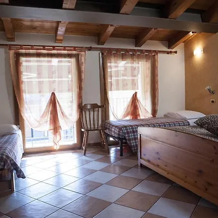 בית הארחה Casa Hellen