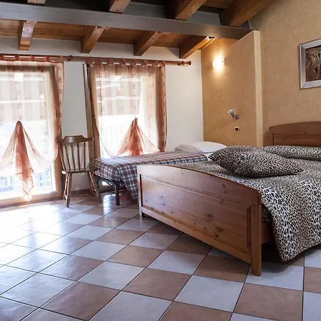 Gæstehus Casa Hellen 4*