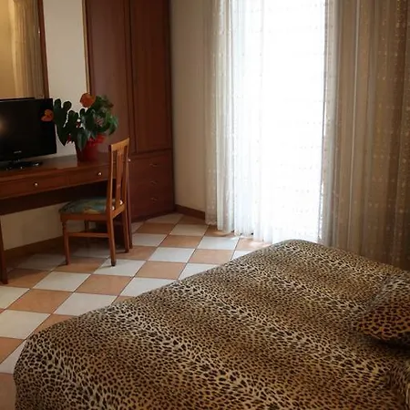 Konukevi Casa Hellen